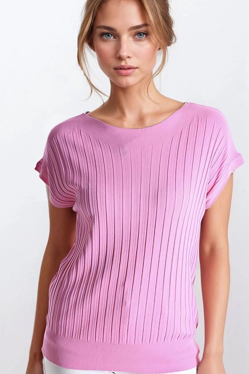 Fucshia fine Rib knitted Sweater with boat neck
