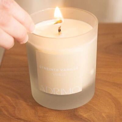Candela profumata naturale al profumo di vaniglia - Vanilla Embrace - 30 cl