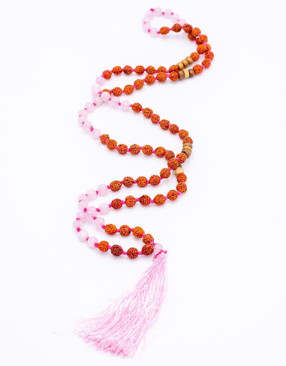 Collana Mala tibetana con quarzo rosa e rudraksha