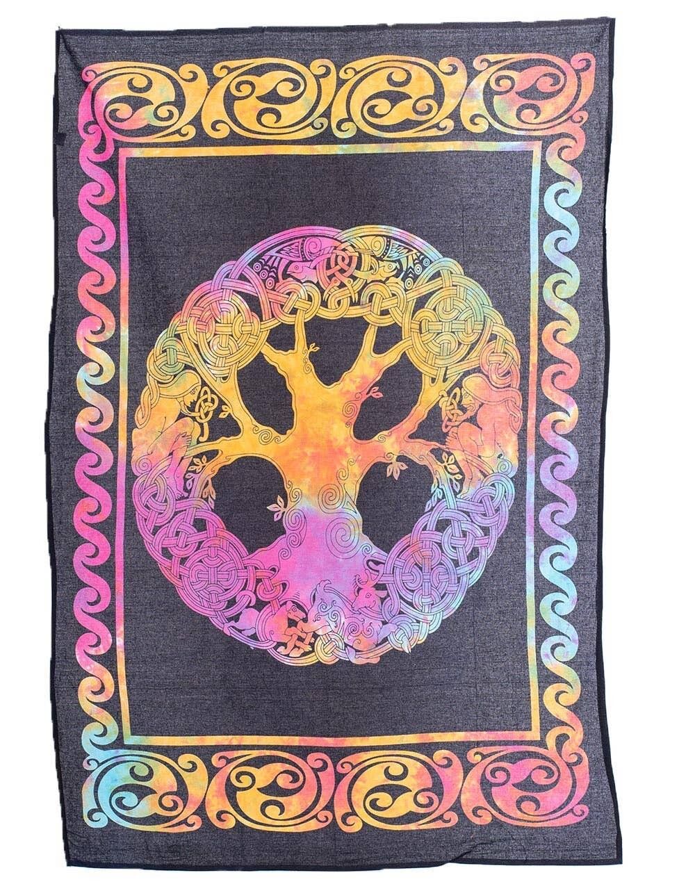 Arazzo ad albero con sfondo nero e colorato - Decorazione