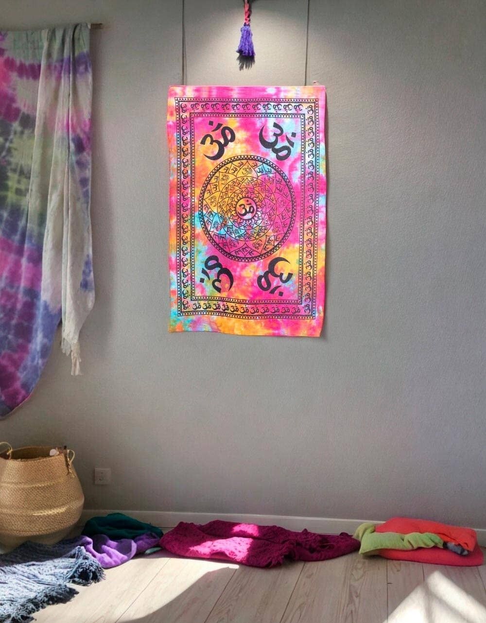 Arazzo multicolore con simbolo Om - Decorazione etnica