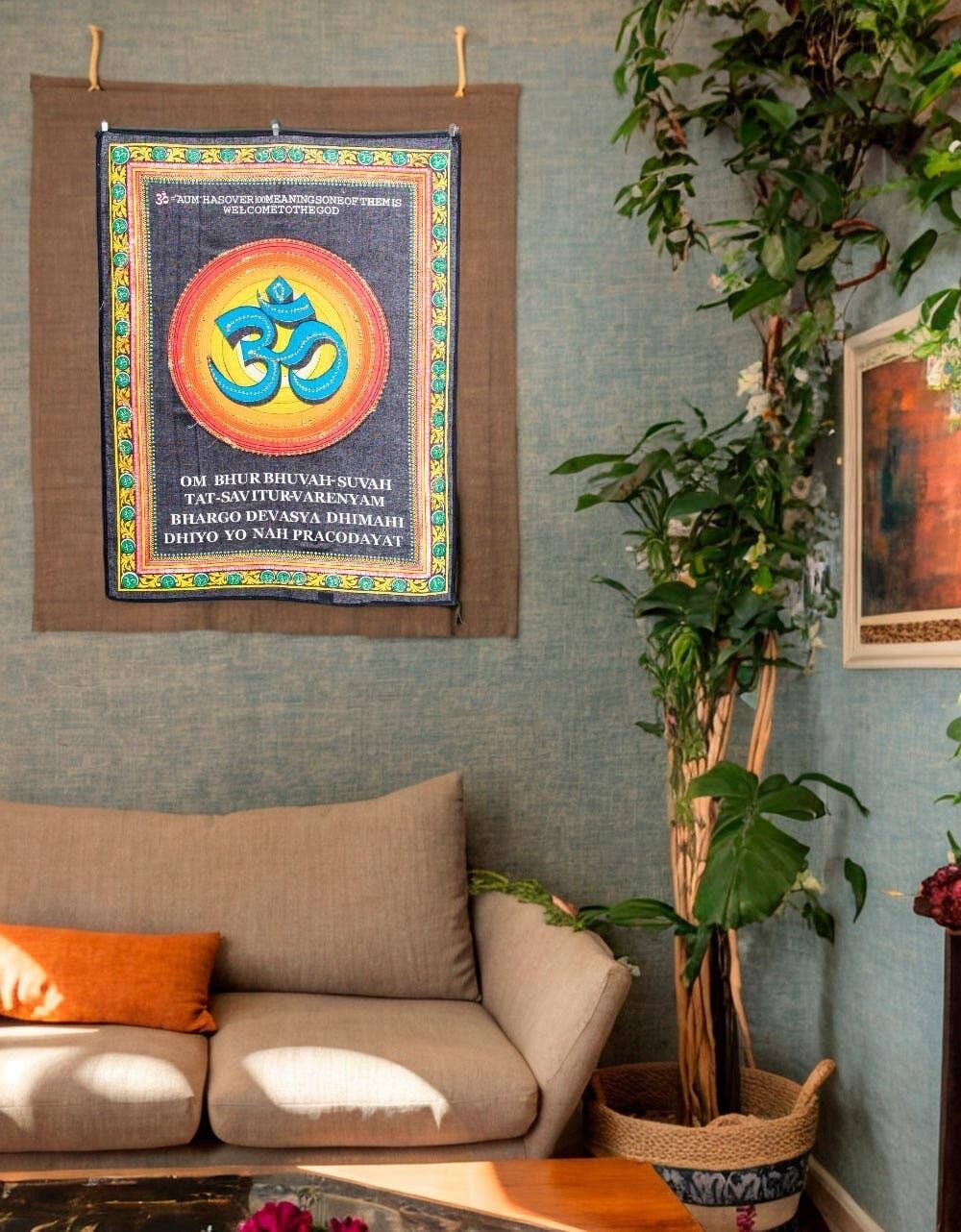 Arazzo indù Om, fatto a mano ed esclusivo