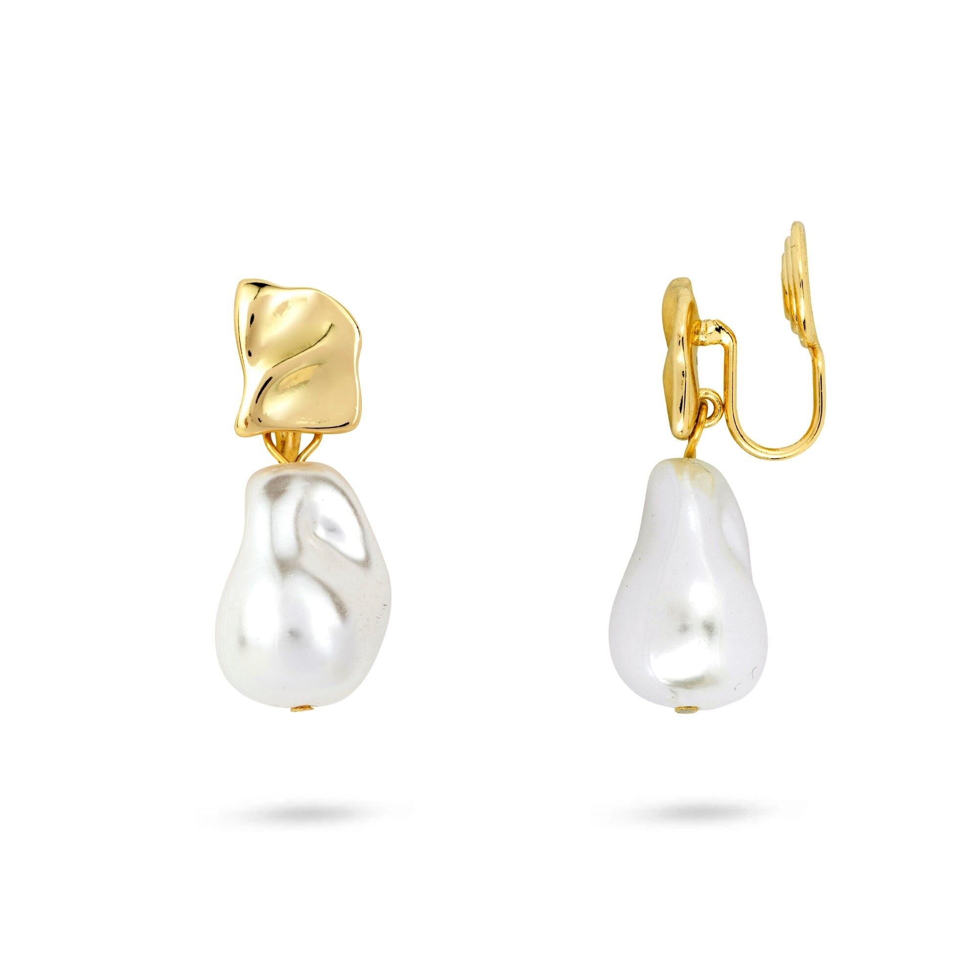 Orecchini a clip con perle pendenti