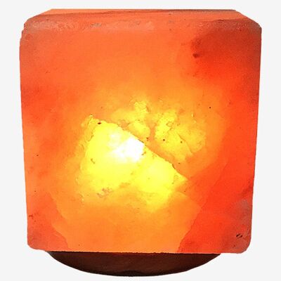 Lampe de sel de l'Himalaya fabriquée par cube de studio de yoga