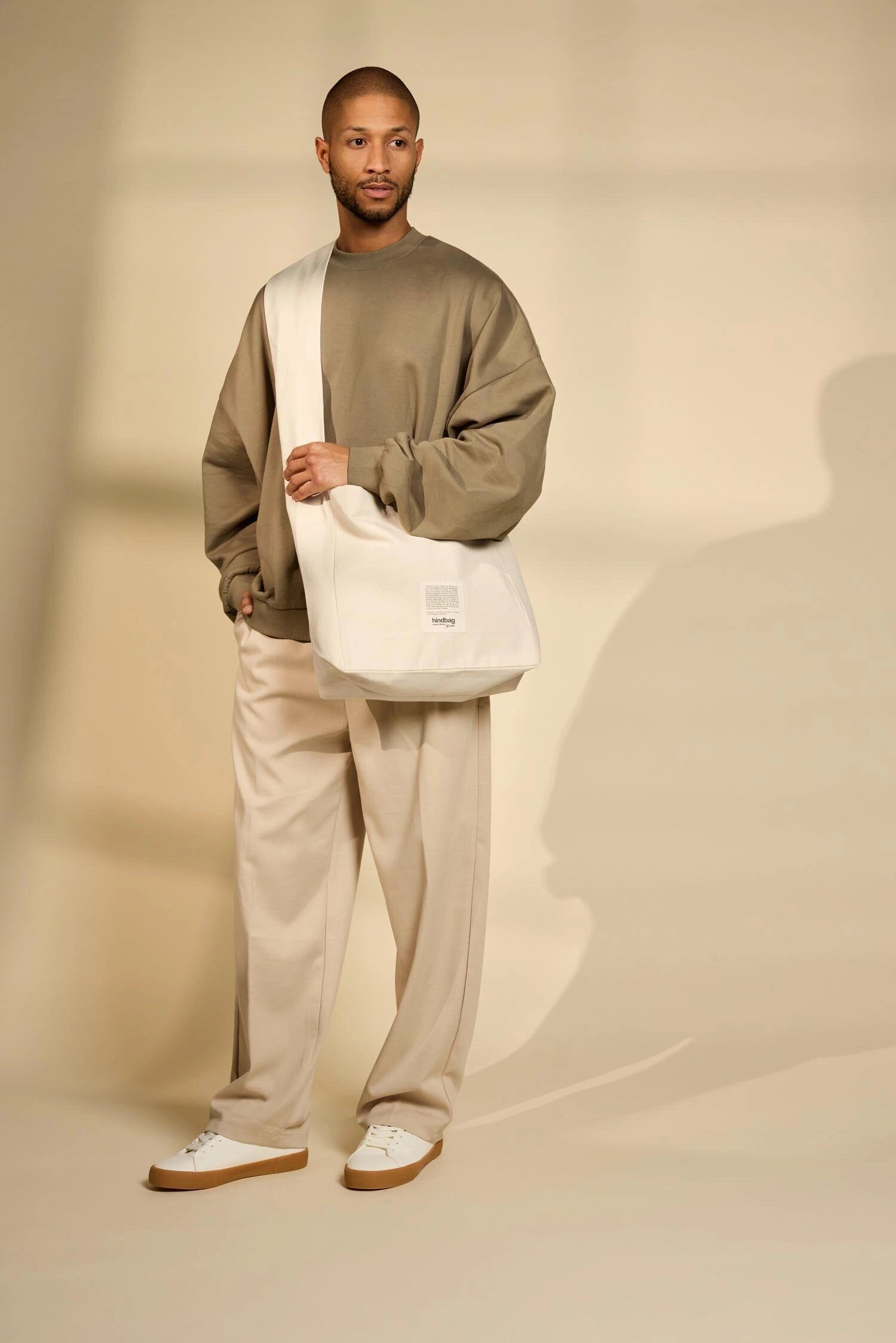 Bolso hobo Sunita color crudo