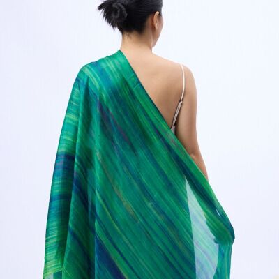Sciarpa 100% seta di gelso – sfumata verde smeraldo tinta a mano, leggera e realizzata a mano in Vietnam