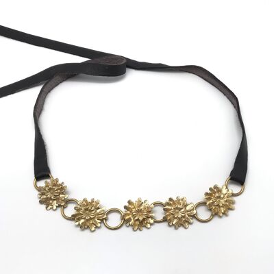 Cinturón piel y metal dorado Rosetón. Talla 110