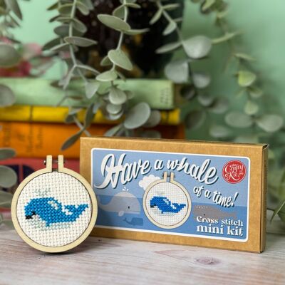 ´¡Que te lo pases genial!' Kit de punto de cruz Mini Matchbox