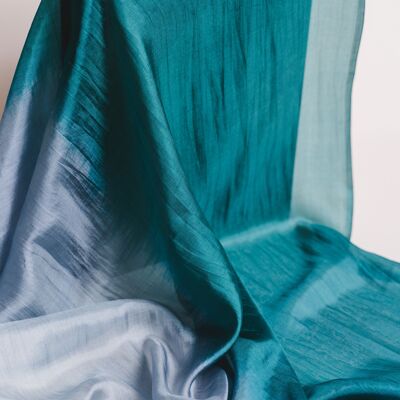 Foulard 100 % soie de mûrier – Teint à la main, dégradé vert émeraude et blanc, léger et fabriqué à la main au Vietnam