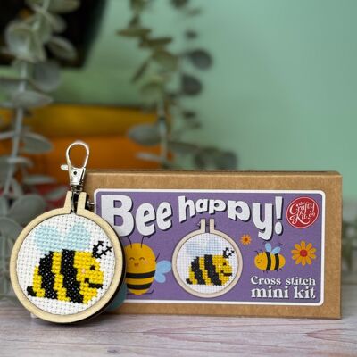 ´¡Abeja feliz!' Kit de punto de cruz Mini Matchbox