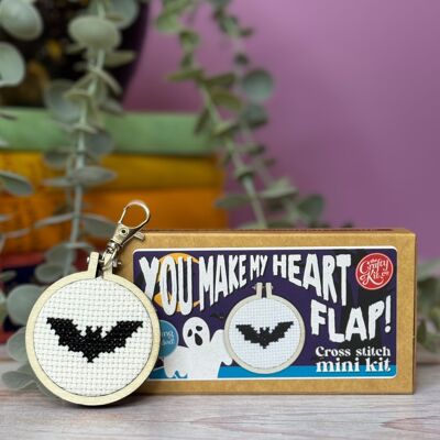 ' Tu fais battre mon cœur !Kit de point de croix Mini Matchbox Halloween