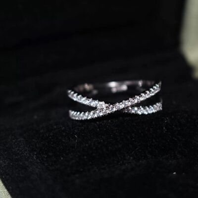 Bagues éblouissantes en moissanite croisée