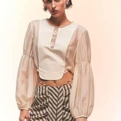Judith short blouse – retro style with openwork puff sleeves