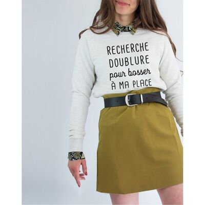 LOOKING FOR LINING TO BOSS IN MY PLACE - Cream Sweatshirt