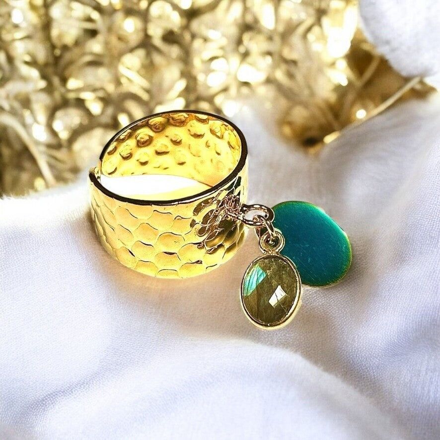 Anello “ZOE” in oro fino con pietra Labradorite e paillettes smaltate