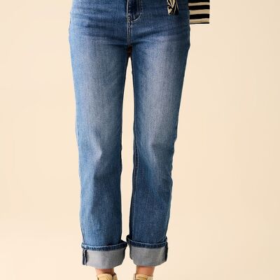 Jean élastique en denim à ourlet droit, délavage moyen