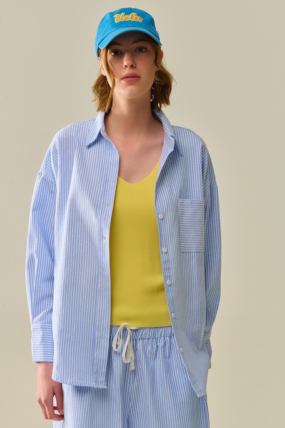 White Striped Buttoned Shirt In Blue