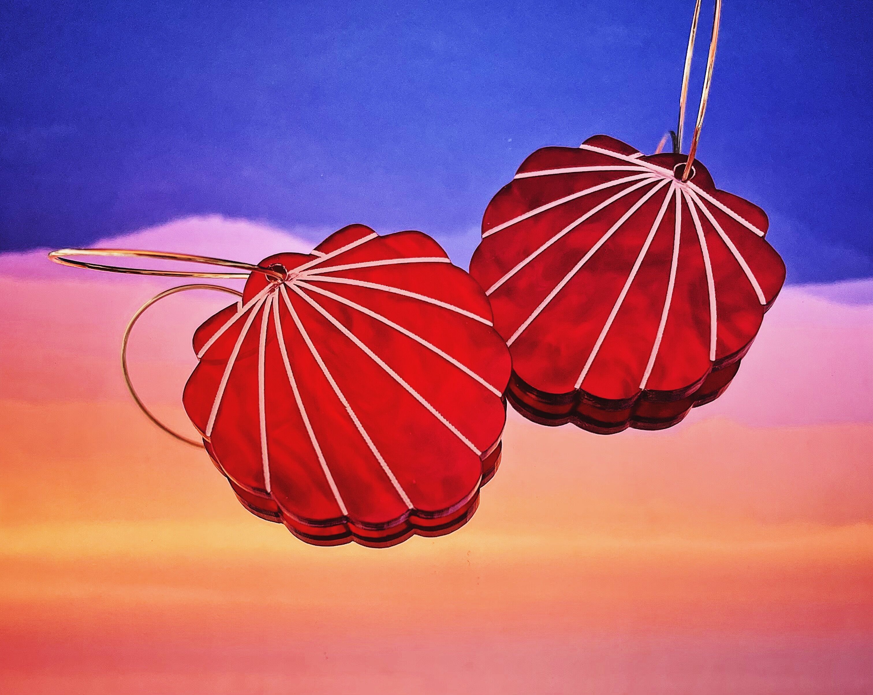 Creole shell with red highlights