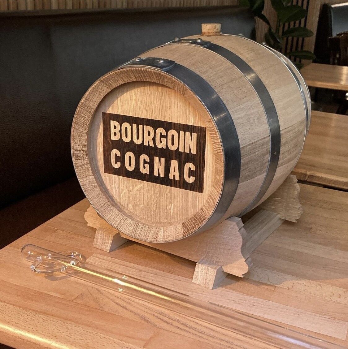 BARRICA PEQUEÑA DE ROBLE 10L ACABADO COÑAC