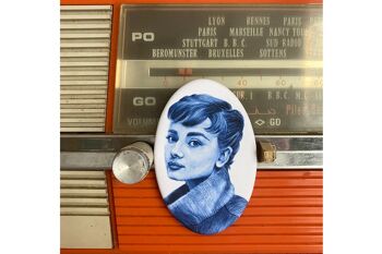 Broche culturelle Femmes - Audrey Hepburn 5