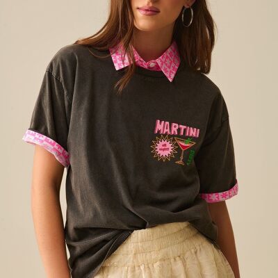 Camiseta negra lavada a la piedra fabricada en Italia con el logotipo gráfico de Martini.