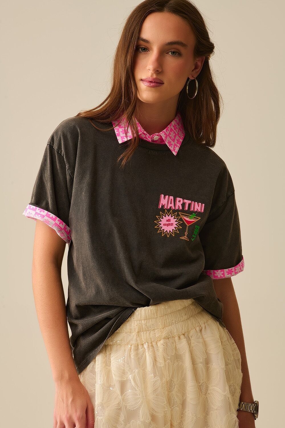 schwarzes Stone-Wash-T-Shirt, hergestellt in Italien, mit einem Martini-Grafiklogo