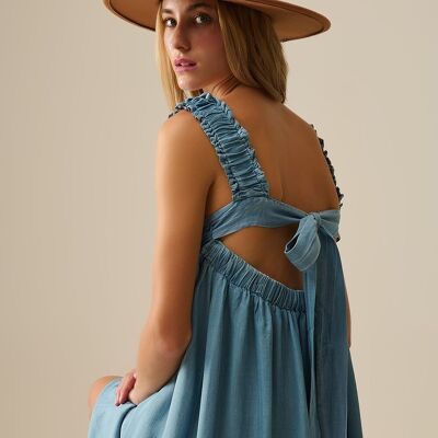 Abito lungo azzurro con spalline arricciate in tessuto tencel