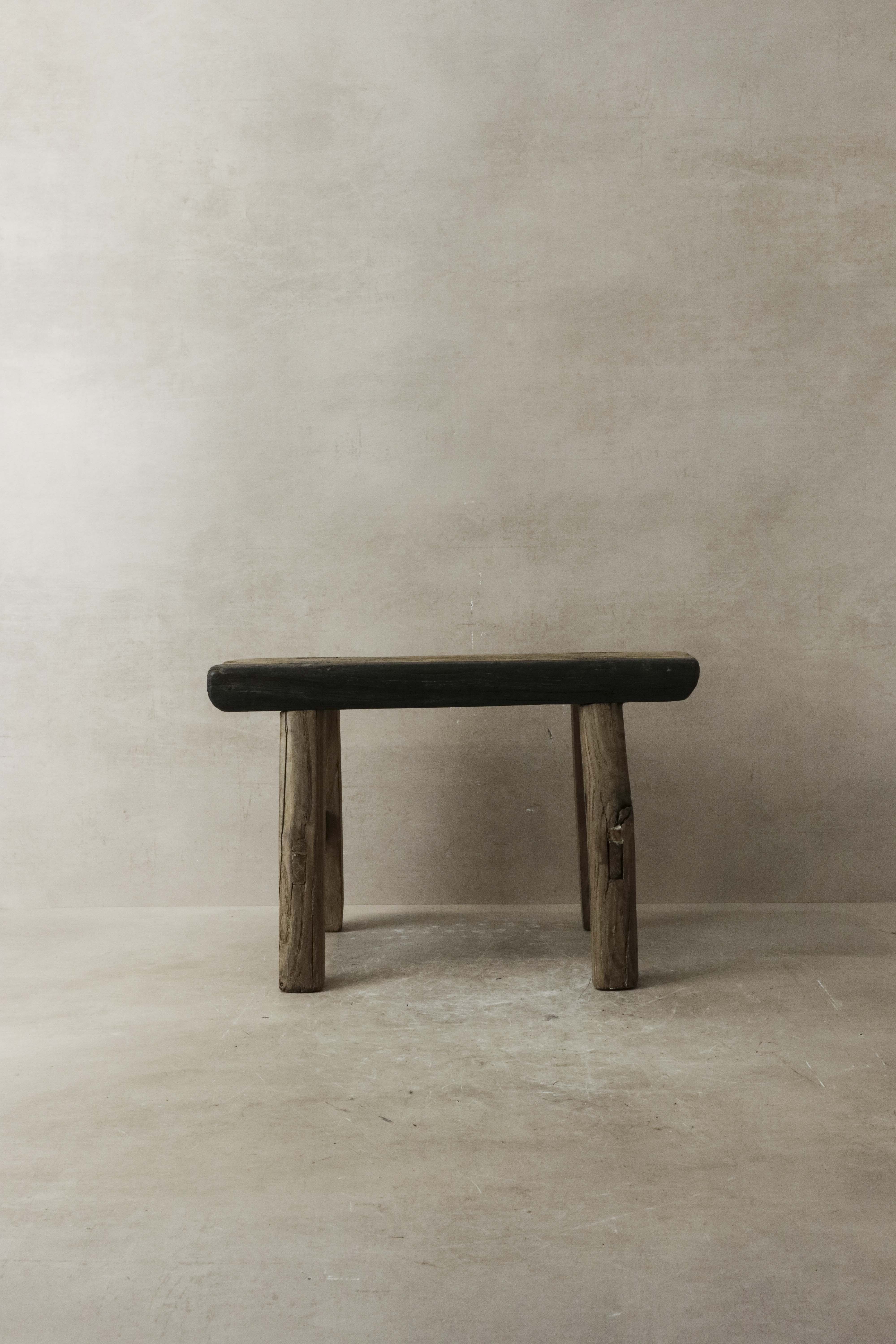 Rustikaler Vintage-Hocker aus Ulmenholz - Klein - Nr. 14