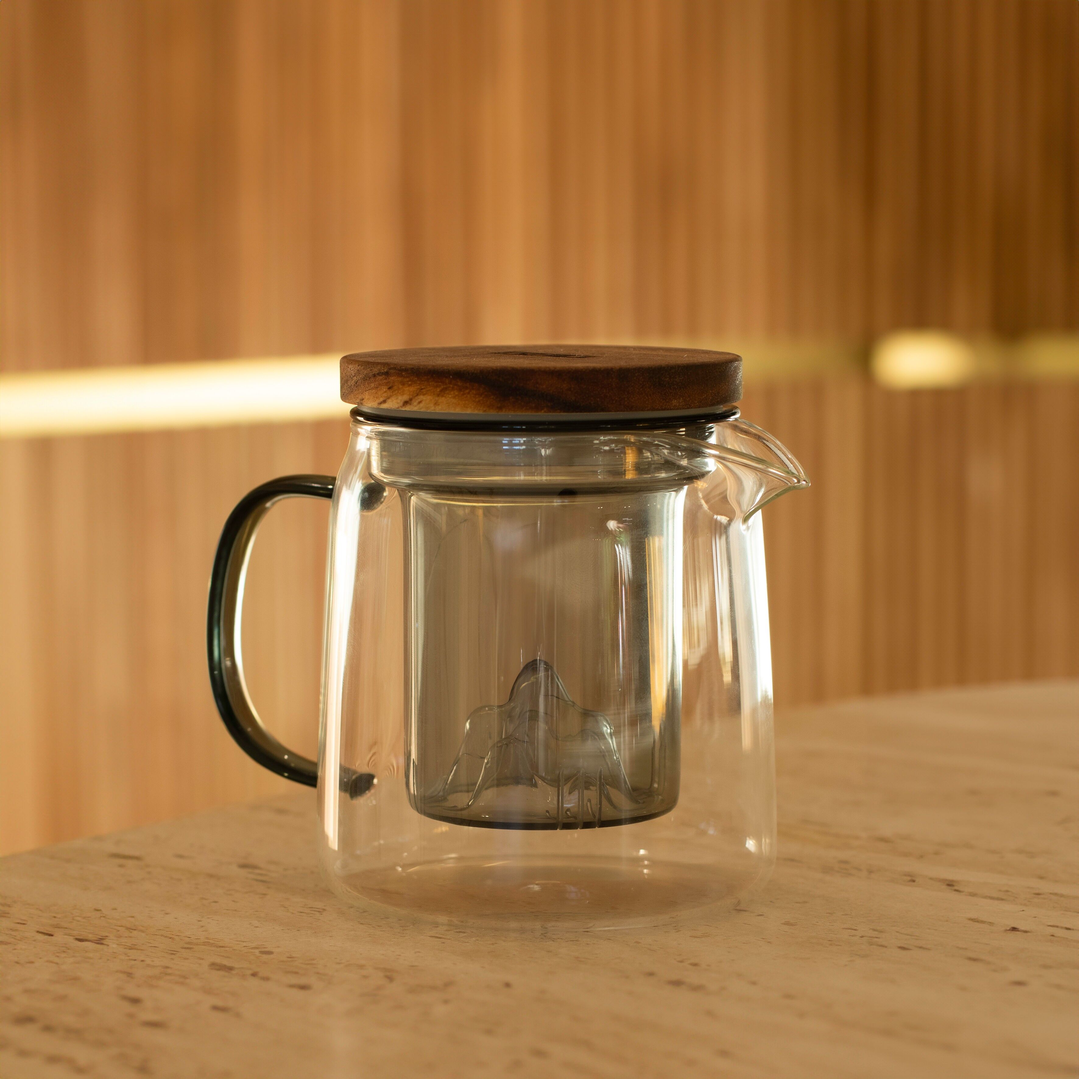 Teiera in vetro borosilicato LASKA da 450 ml con manico e infusore in grafite