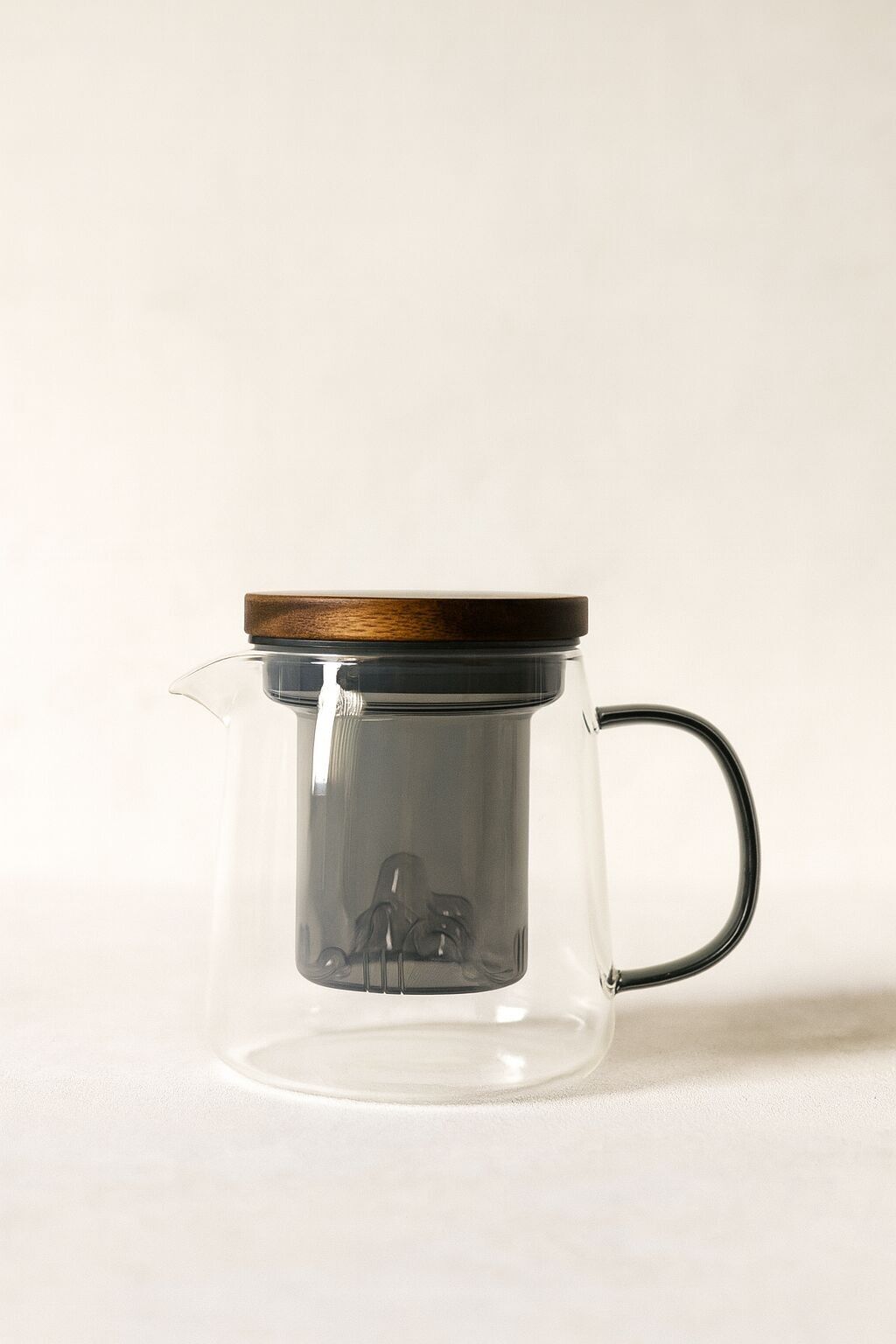 LASKA 450ml Teekanne aus Borosilikatglas mit Henkel und Graphit-Teesieb