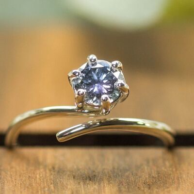 Silver Tail of the Diamond Ring