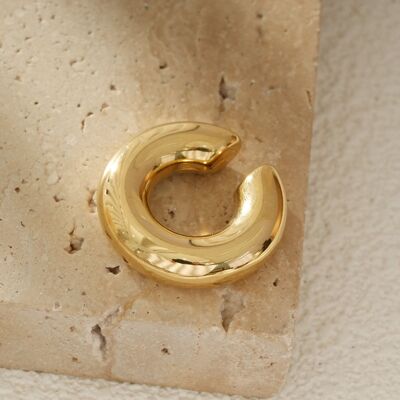 Joyas para orejas de oro con aro grueso abierto y diseño minimalista