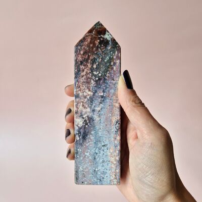 Torre di diaspro oceanico Gemstone n. 6 – Puntinato rosa, pastello e viola | Pezzo unico