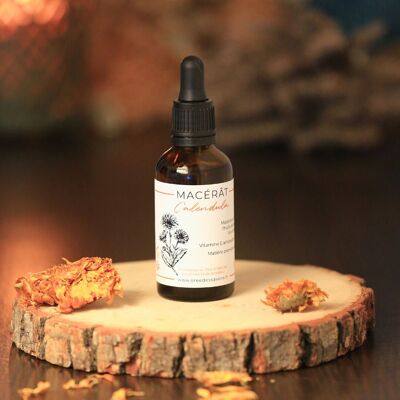 Macerato di olio di calendula. Pelle delicata e sensibile. Lenitivo, calmante e curativo. Viso, corpo e capelli. Macerato di fiori di calendula. Olio vegetale. Olio per il viso. Olio per il corpo. Olio per capelli e cuoio capelluto. Nutre la pelle.Olio naturale
