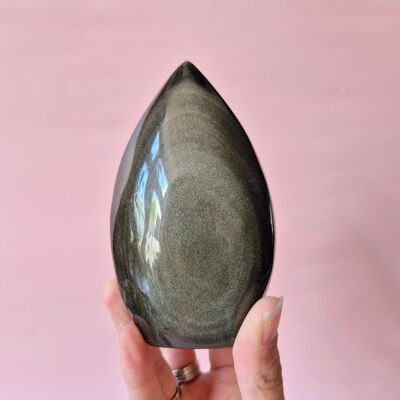 Piedra preciosa de obsidiana dorada en llamas: poder, comprensión y protección (8-10 cm)