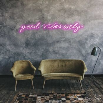 Good Vibes Only 🤙 80 cm x 20 cm