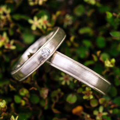 Wedding rings | Silver & diamond | Elegant matte