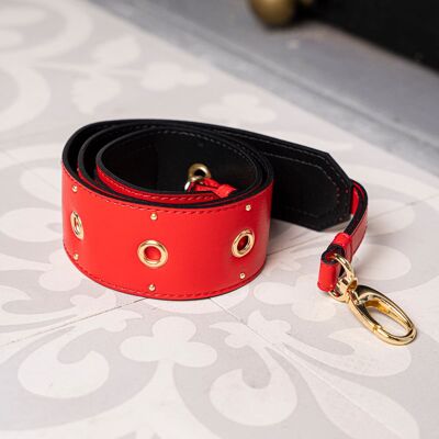 Red Kiss Eyelet Handle