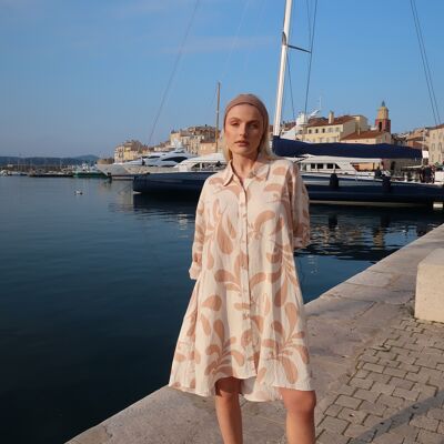 Vestido camisero estampado, corte evasé con cuello camisero