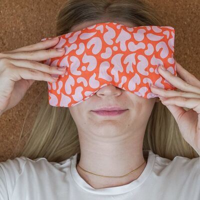 Relaxing eye pillow with organic spelt and organic lavender - pink-orange