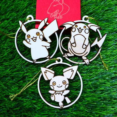 Décorations de Noël Pokémon gravées en bois - Pichu Evolutions