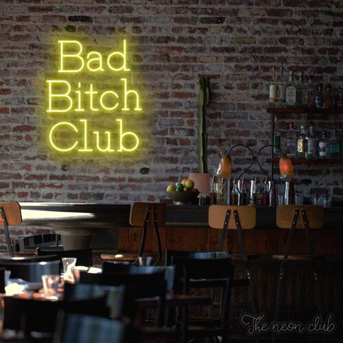 Bad Bitch Club 120x120 cm