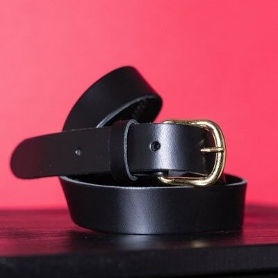 Leather belt black basic