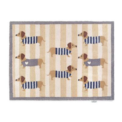 Hug Rug Sausage Dog Chic