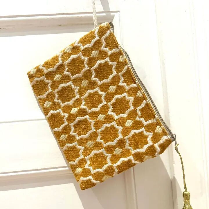 Große senfgelbe marokkanische Clutch – handgefertigt mit Zellige-Mot