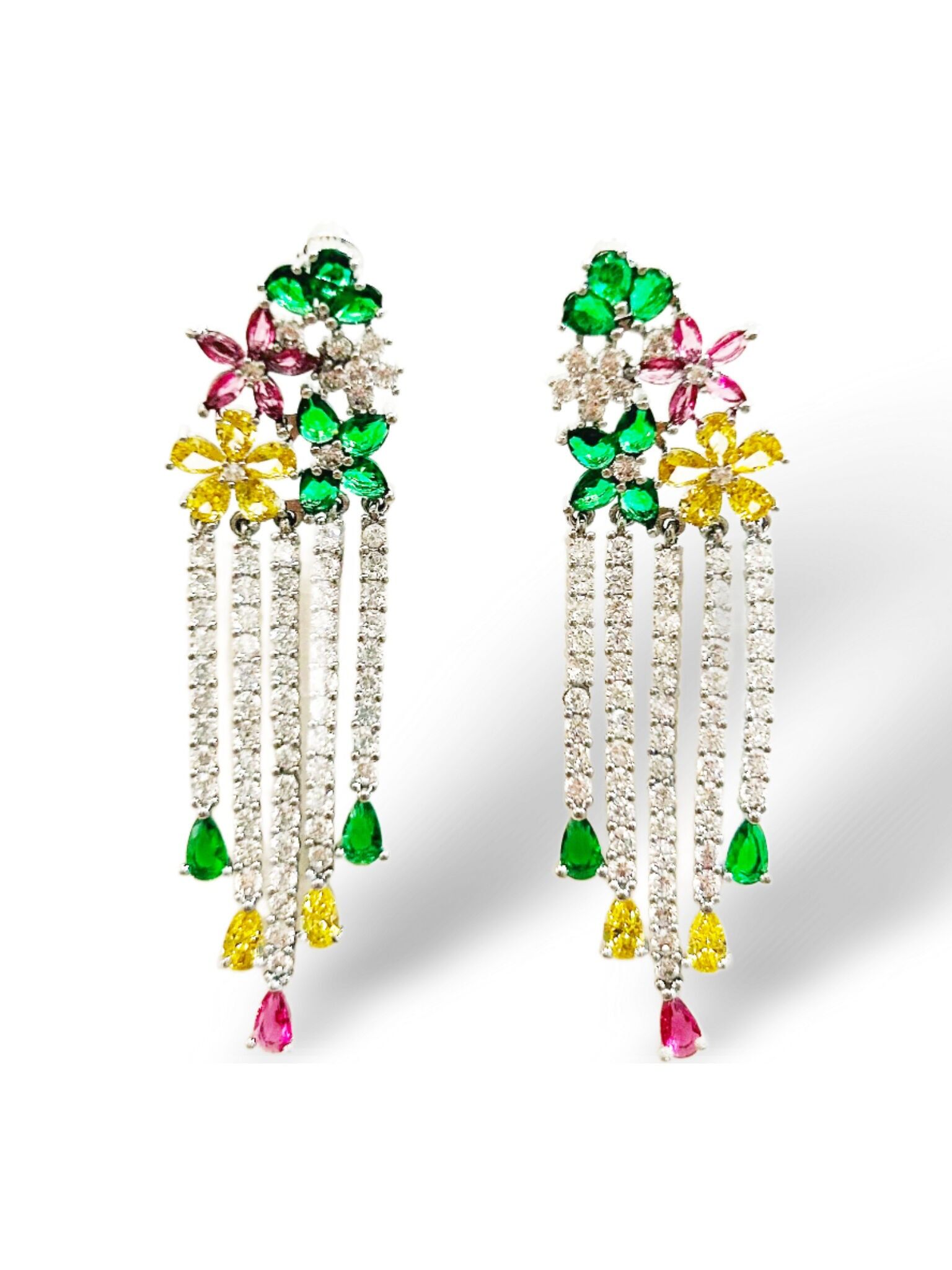 ORECCHINI FLORA DIAMOND PENDENTI