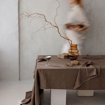 Linen Tablecloth with contrast detail Stone Cacao -250x145cm