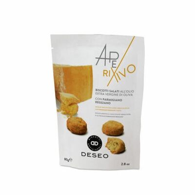 Artisanal aperitif biscuit with extra virgin olive oil and Parmigiano Reggiano (Parmesan) cheese