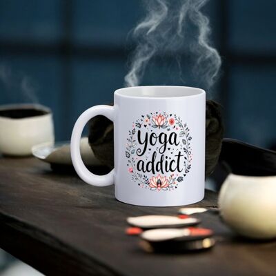 Taza "Adicto al yoga"