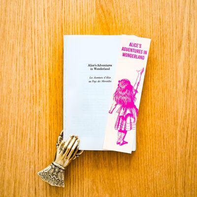 Marque-page Alice's adventures in wonderland - Alice's adventures